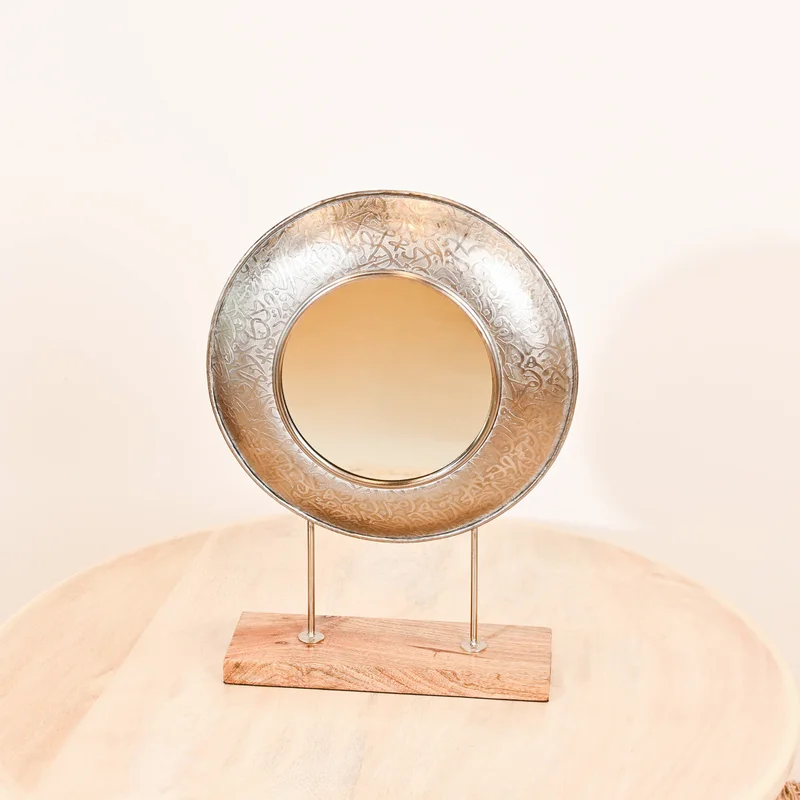 Home Carving Nickel Round Mirror with Wooden Base